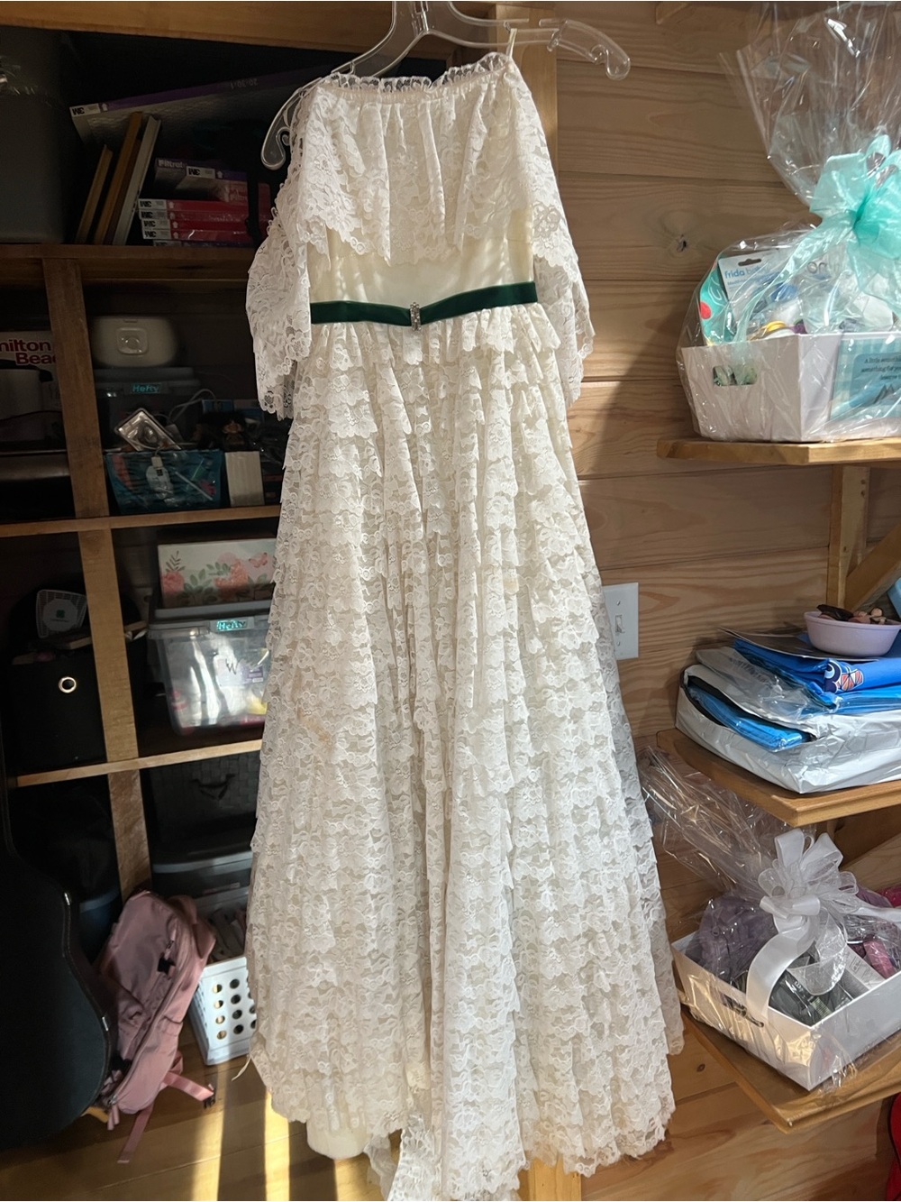 Vintage Ivory lace Mike Benet formals dress.